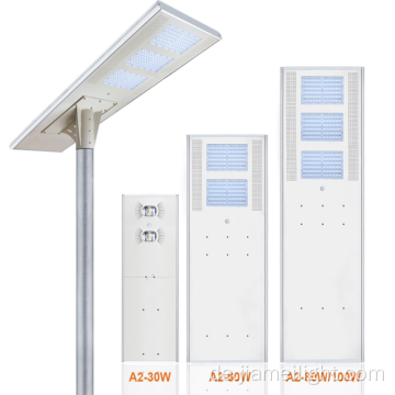 In eine Solar -LED -Straßenlichter integriert